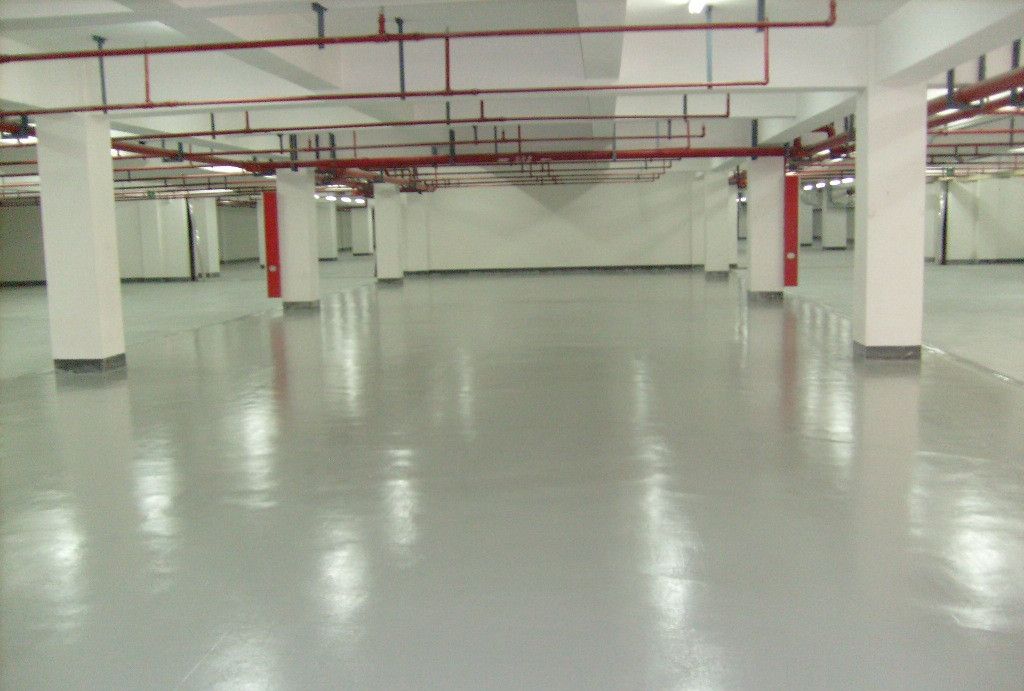 環(huán)氧樹脂砂漿耐磨地坪 性能特點與應(yīng)用實踐